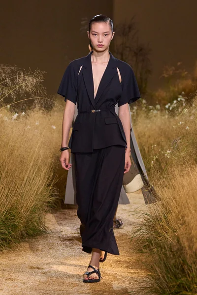 Look 36